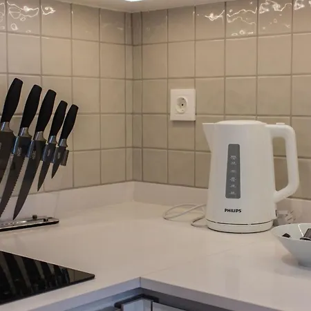Stunning W/ Free Parking By Lovelystay Apartment *